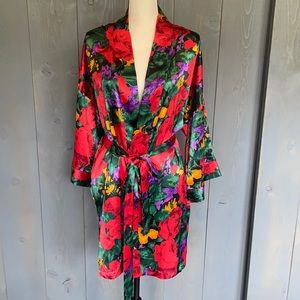 Victoria’s Secret Vintage Gold Label Red Floral Satin Robe Size Medium